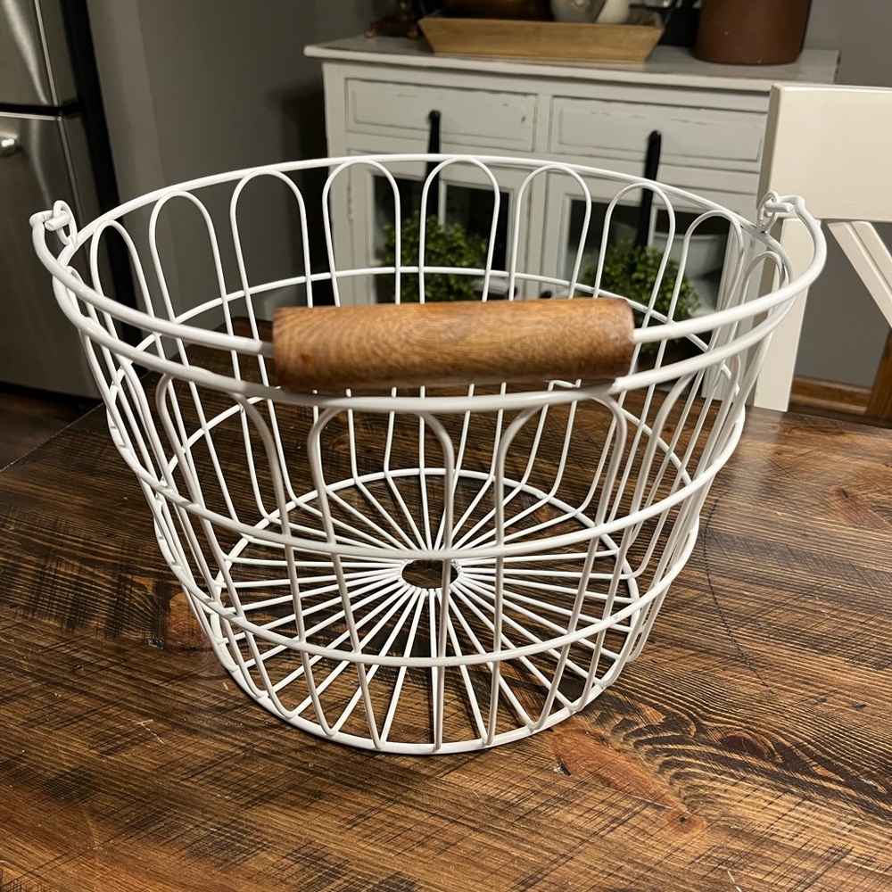 White Wire Basket with Wooden Handle